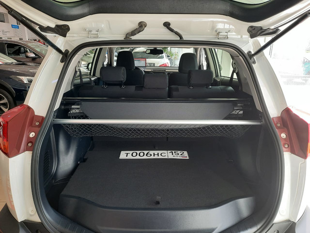 Фотография 10: Toyota RAV4, IV (CA40) 