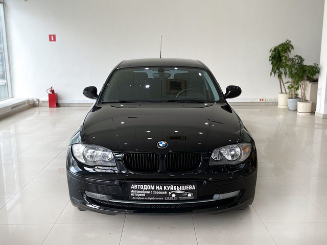 Фотография 2: BMW 1 серии, I (E81/E82/E87/E88) Рестайлинг 