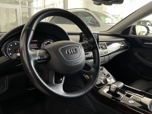 Фотография 15: Audi A8, III (D4) Рестайлинг 