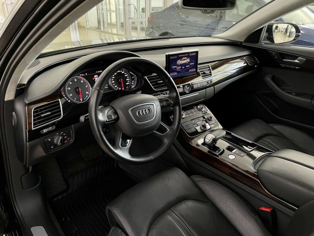 Фотография 8: Audi A8, III (D4) Рестайлинг 