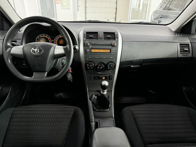 Фотография 12: Toyota Corolla, X (E140, E150) Рестайлинг 