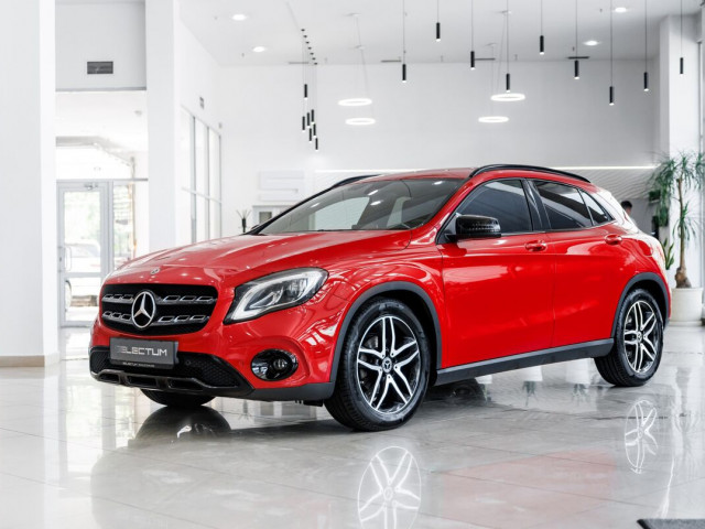 Mercedes-Benz GLA, I (X156) Рестайлинг 2019 г. 200 1.6 AMT (156 л.с.)