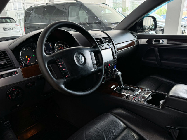 Фотография 7: Volkswagen Touareg, I Рестайлинг 